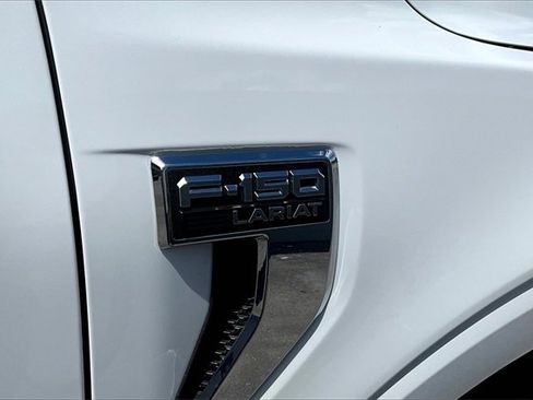 Used 2023 Ford F150 Lariat image 34
