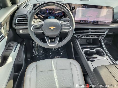 New 2026 Chevrolet Traverse High Country w/ LPO, Floor Liner Package AWD/4WD image 14
