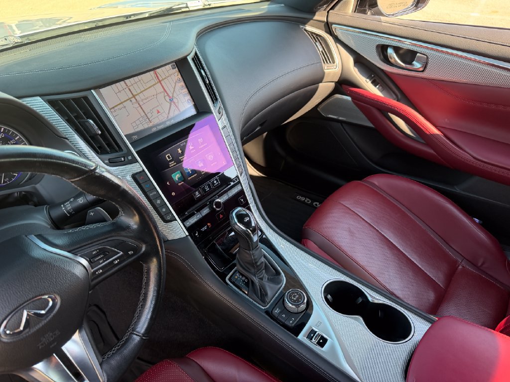 Used 2018 INFINITI Q60 Red Sport 400 AWD/4WD image 35