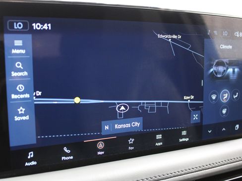 Used 2022 Lincoln Nautilus Reserve AWD/4WD image 41