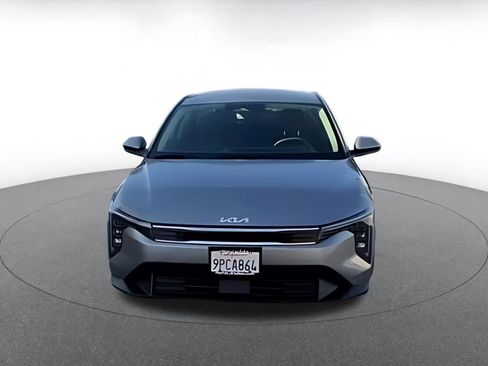 Used 2025 Kia K4 LXS image 16