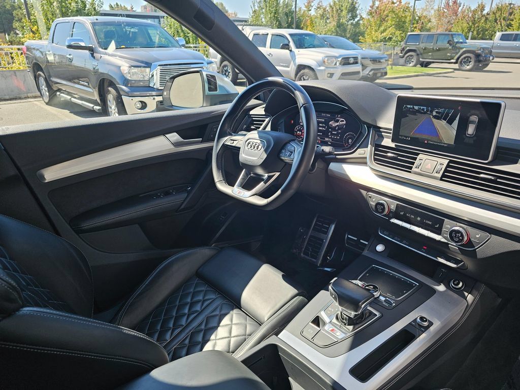 Used 2018 Audi SQ5 Premium Plus w/ Navigation Package AWD/4WD image 10
