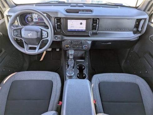 Used 2022 Ford Bronco 4-Door image 13