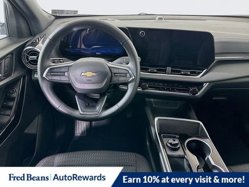 New 2026 Chevrolet Equinox LT image 16