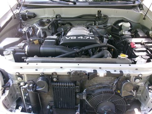 Used 2003 Toyota Sequoia SR5 RWD image 52