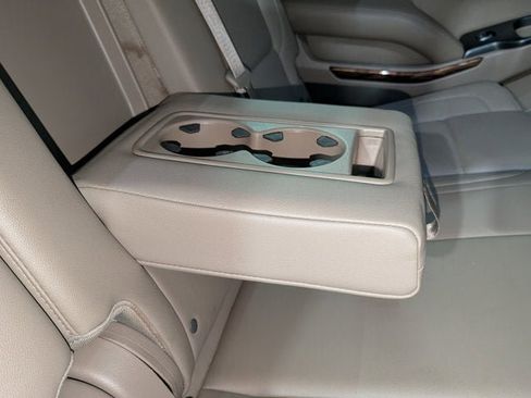 Used 2015 GMC Yukon XL SLT image 27