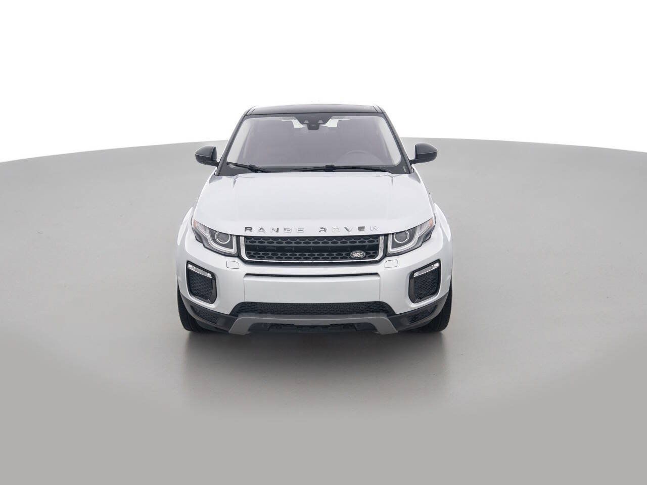 Used 2017 Land Rover Range Rover Evoque SE AWD/4WD image 2