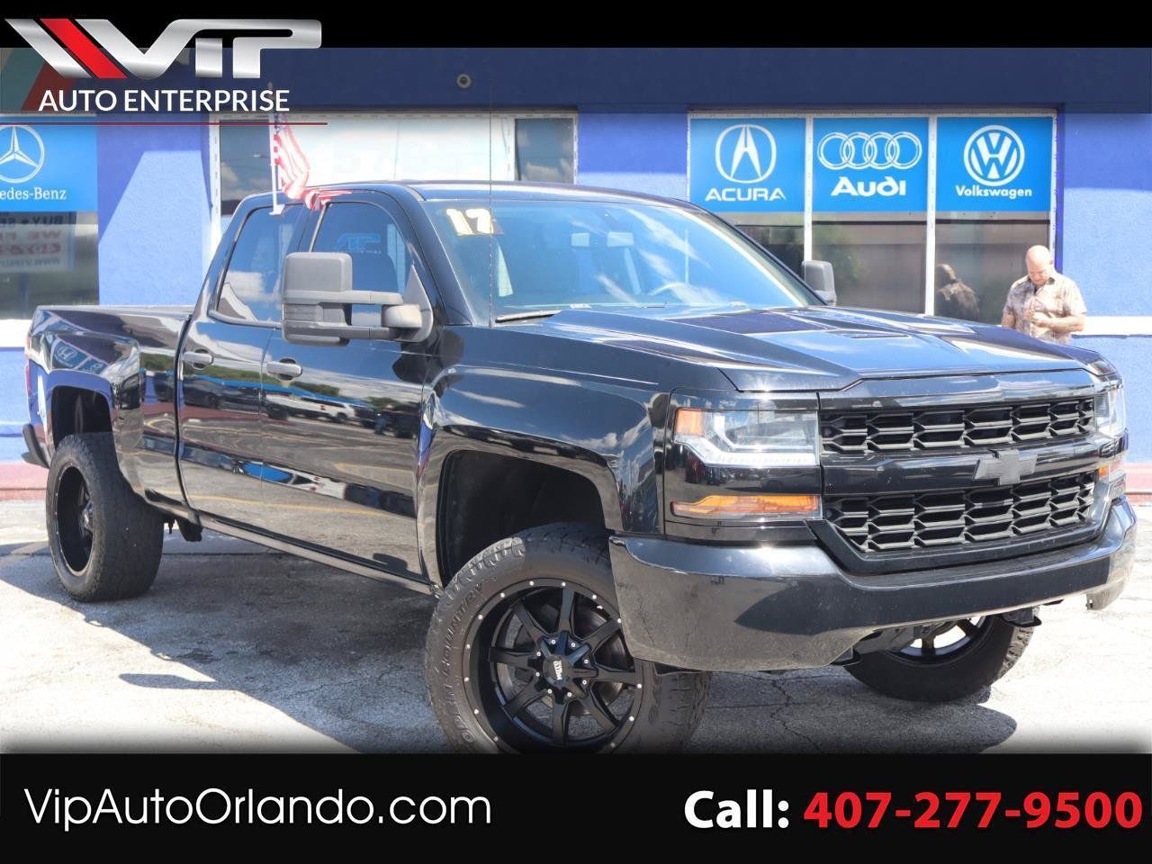 Used 2017 Chevrolet Silverado 1500 Custom w/ Custom Convenience Package RWD image 1