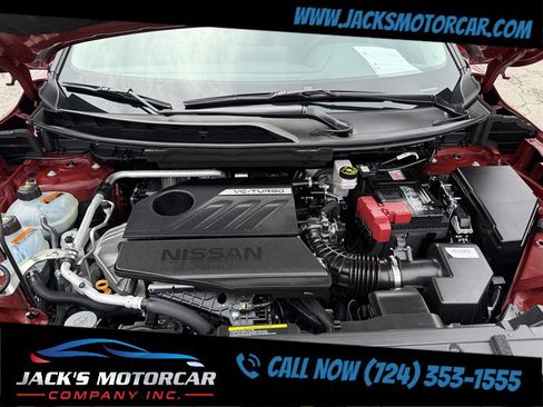 Used 2025 Nissan Rogue SV w/ SV Premium Package image 18