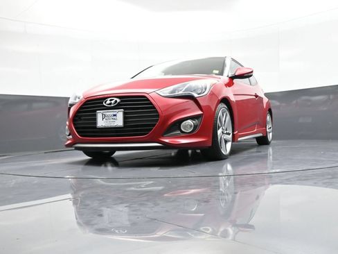 Used 2015 Hyundai Veloster Turbo FWD image 25