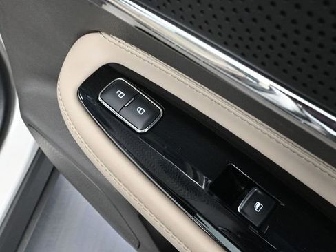 Used 2024 Lincoln Corsair AWD w/ Equipment Group 101A image 49