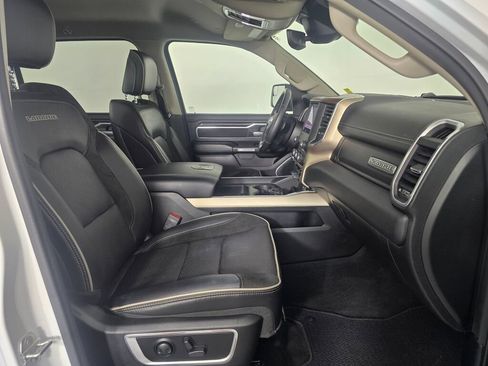 Used 2022 RAM 1500 Laramie AWD/4WD image 44