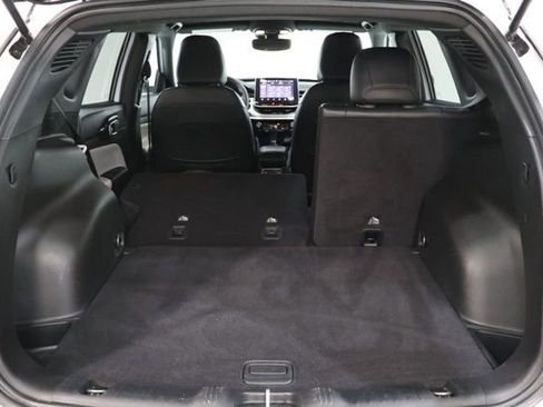 Used 2025 Jeep Compass Limited AWD/4WD image 36