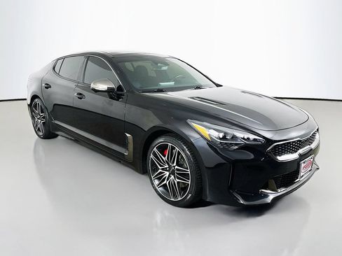 Used 2023 Kia Stinger GT2 RWD image 17