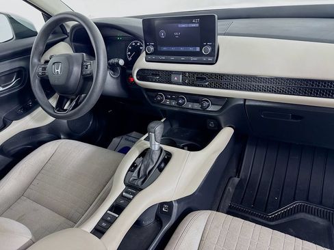 Certified 2023 Honda HR-V LX image 31