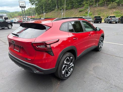 New 2026 Chevrolet Trax RS FWD image 5