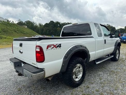 Used 2016 Ford F250 XLT w/ XLT Value Package AWD/4WD image 9