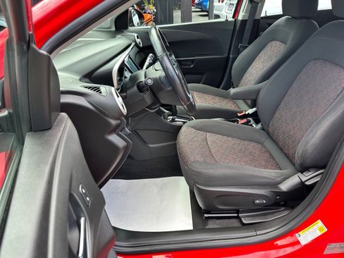 Used 2017 Chevrolet Sonic LT w/ Convenience Package FWD image 18