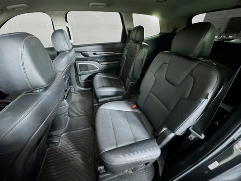 Certified 2023 Kia Telluride S image 23
