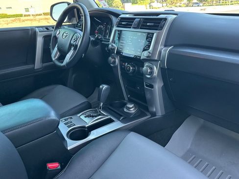 Used 2022 Toyota 4Runner SR5 Premium AWD/4WD image 14