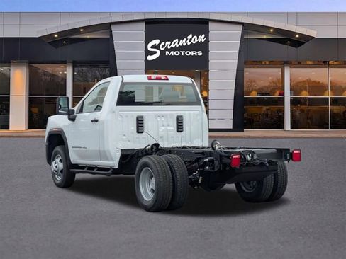 New 2026 GMC Sierra 3500 Pro w/ Fleet Convenience Package AWD/4WD image 3