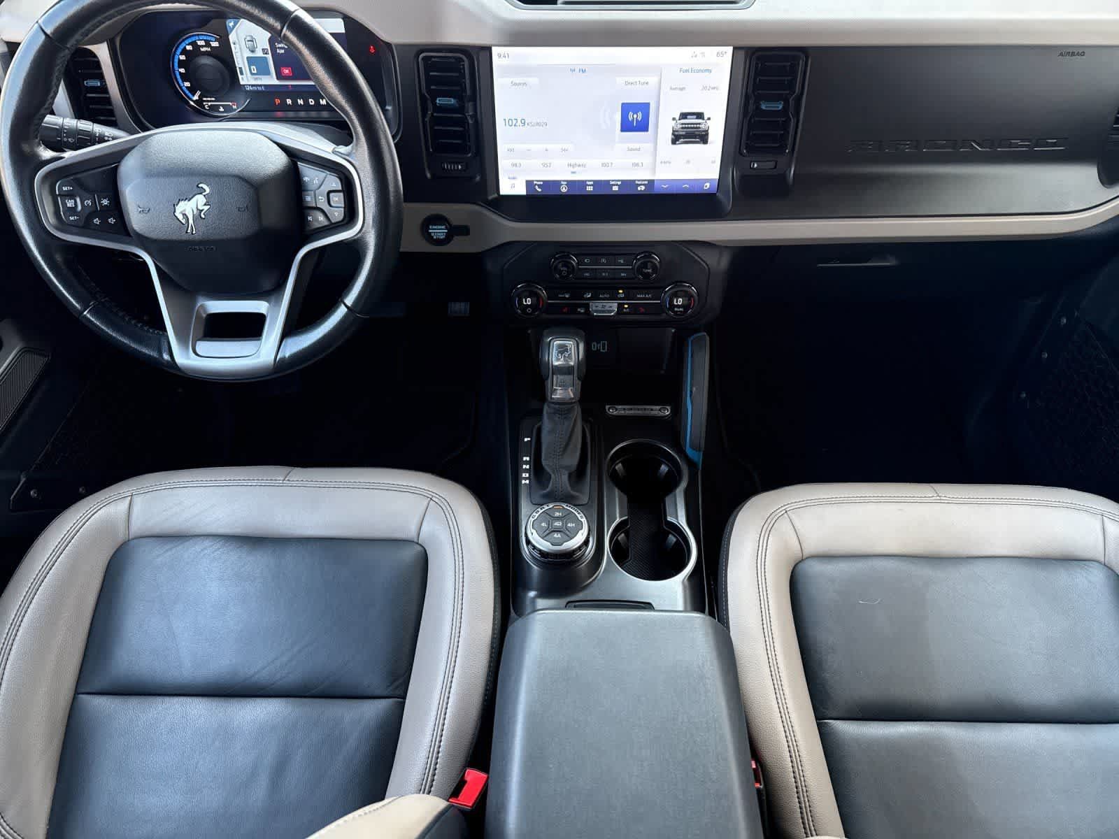 Used 2023 Ford Bronco Wildtrak AWD/4WD image 3