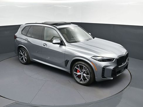 New 2026 BMW X5 xDrive50e w/ M Sport Package AWD/4WD image 36