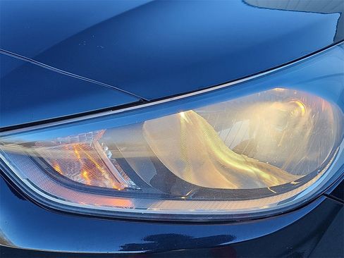 Used 2020 Hyundai Accent SE image 29