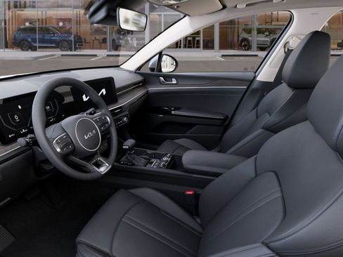 New 2025 Kia K5 EX image 17