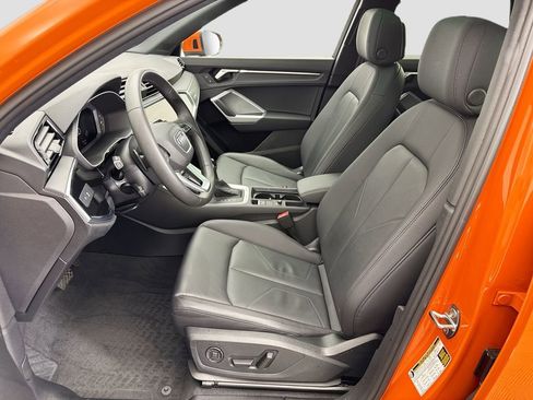 Certified 2025 Audi Q3 2.0T Premium w/ Convenience Package image 17