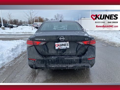 Used 2024 Nissan Sentra SV image 5
