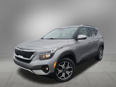 Used 2021 Kia Seltos EX