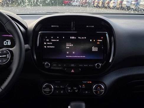 Certified 2024 Kia Soul GT-Line FWD image 21