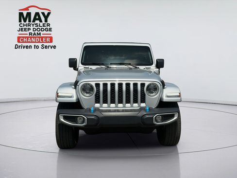 Used 2023 Jeep Wrangler Unlimited Sahara w/ Cold Weather Group AWD/4WD image 2