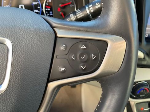 Used 2022 GMC Terrain Denali image 33