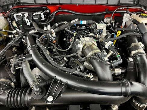 Used 2024 Ford Bronco Wildtrak image 34