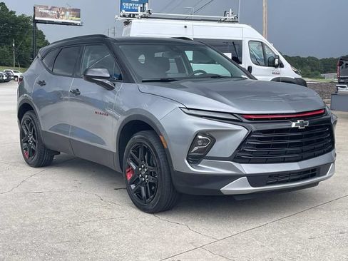 Used 2024 Chevrolet Blazer LT w/ Redline Edition FWD image 5