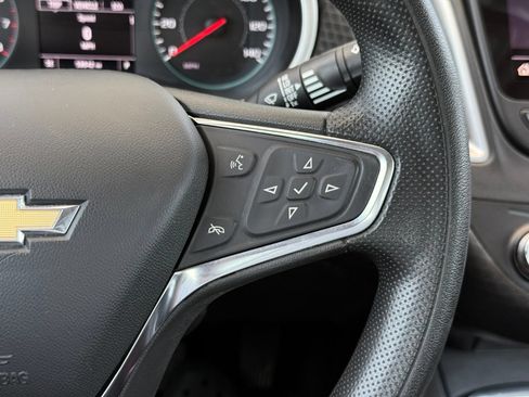 Used 2024 Chevrolet Malibu LT FWD image 28