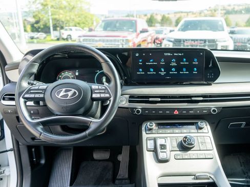 Used 2024 Hyundai Palisade SEL w/ Premium Package AWD/4WD image 16