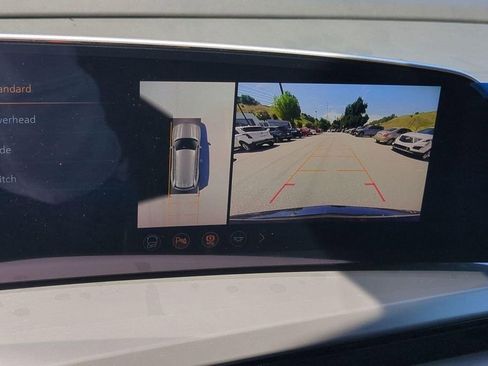 New 2026 Cadillac Vistiq Sport w/ LPO, Floor Liner Package AWD/4WD image 10