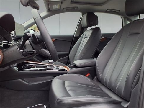 Used 2023 Audi A4 2.0T Premium image 13