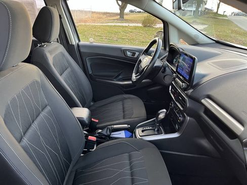 Used 2020 Ford EcoSport SE w/ SE Convenience Package image 39