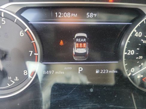Used 2025 Nissan Rogue SV w/ SV Premium Package AWD/4WD image 4