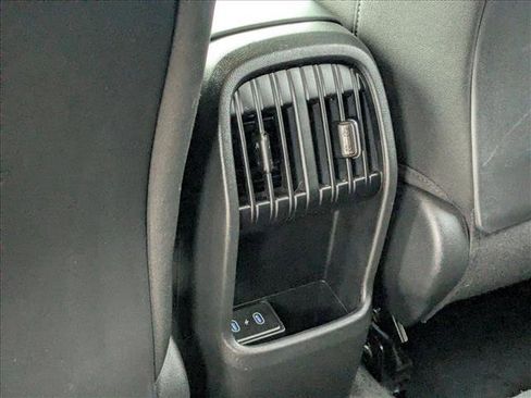 Used 2025 Hyundai Kona SEL AWD/4WD image 18
