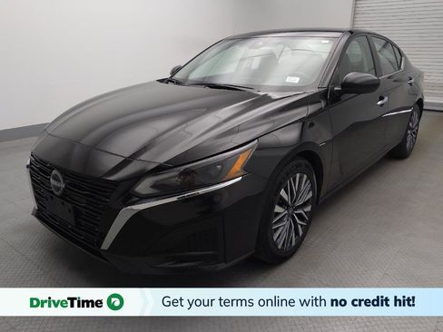 Used 2023 Nissan Altima 2.5 SV image 1
