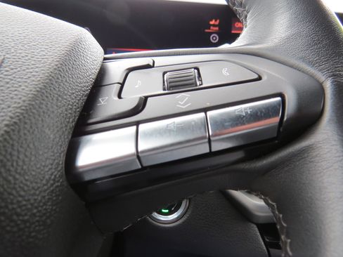 Used 2024 Cadillac XT4 Premium Luxury image 24