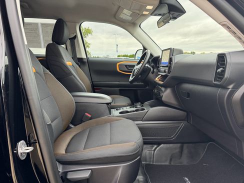 Used 2023 Ford Bronco Sport Badlands image 14