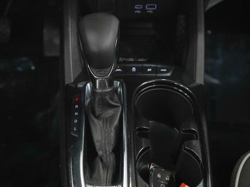 Used 2025 Chevrolet TrailBlazer LT w/ Convenience Package AWD/4WD image 21