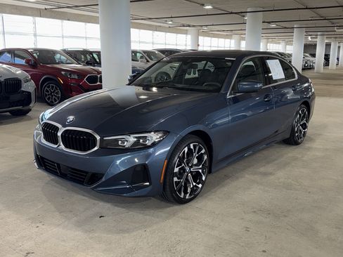 Used 2025 BMW 330i Sedan RWD image 4