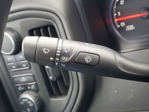 Used 2020 Chevrolet Silverado 1500 Custom Trail Boss w/ Custom Convenience Package image 10